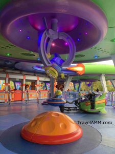 Alien Swirling Saucers in Toy Story Land.