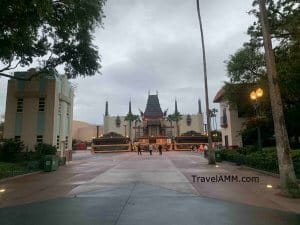 Chinese Theater picture with only Cast Members in it.