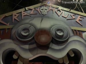 Killer Klown funhouse entrance at Halloween horror Nights 29
