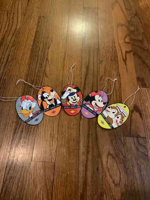 Daisy Duck, Goofy, Captain Mickey, Minnie, and Chip and Dale Disney Cruise Line Luggage Tags